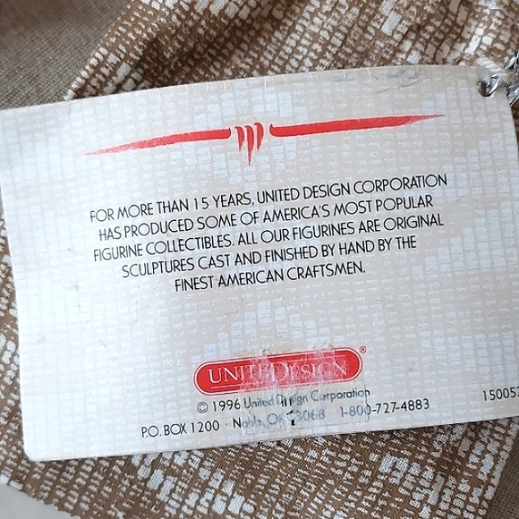 NATIVE STORYTELLERS LAKOTA BUFFALO + GIFT - Picture 6 of 9